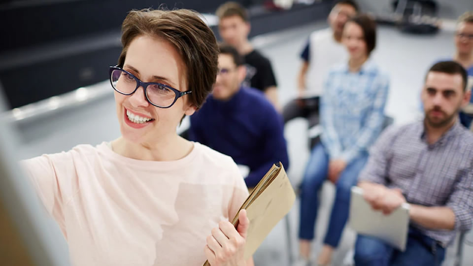 mujer_teacher